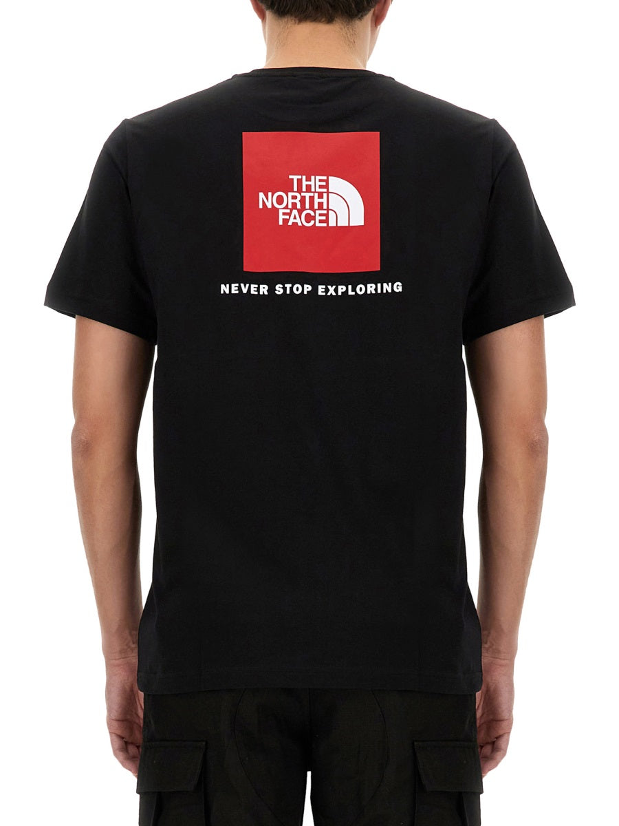 The ノースフェイスのロゴ入りTシャツ - Image 8
