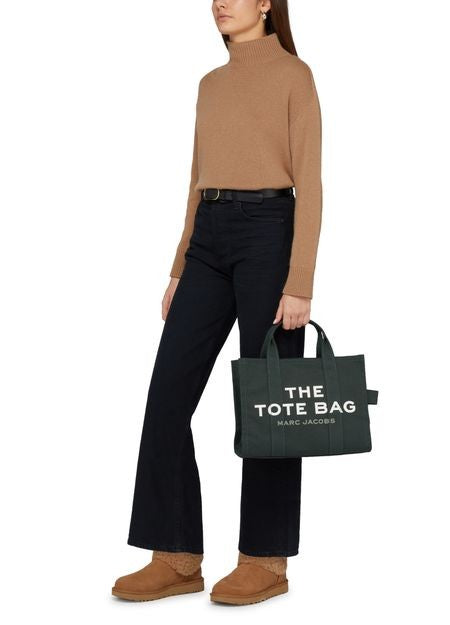 UGG Maxi Curly クラシック ウルトラ ミニ アンクルブーツ - Image 8