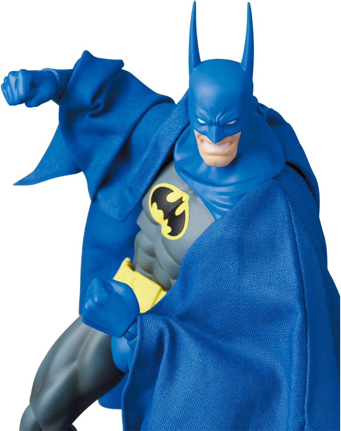 MEDICOM TOY MAFEX No. 215 KNIGHT CRUSADER BATMAN Knight Crusader, Batman, Total Height: Approx. 6.3 inches (160 mm), Non-scale, Painted Action Figure