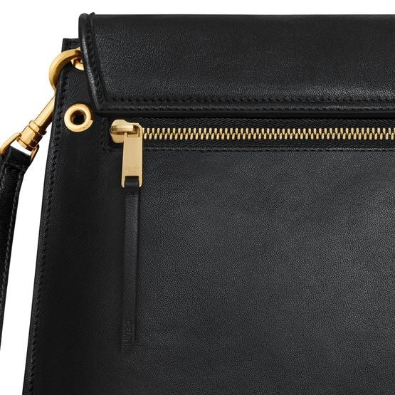 CELINE Soft Triomphe besace in supple shiny lambskin - Image 8
