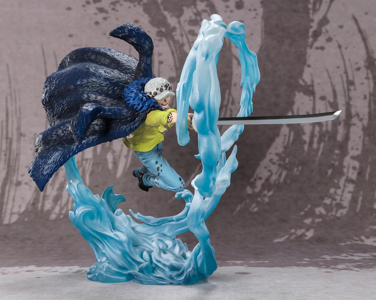 Bandai Spirits BAS63240 Figuarts Zero One Piece Trafalgar Law - Three Captains Onigashima Monster Decisive Battle - Approx. 9.5 inches (240 mm), ABS & PVC Pre-painted Complete Figure