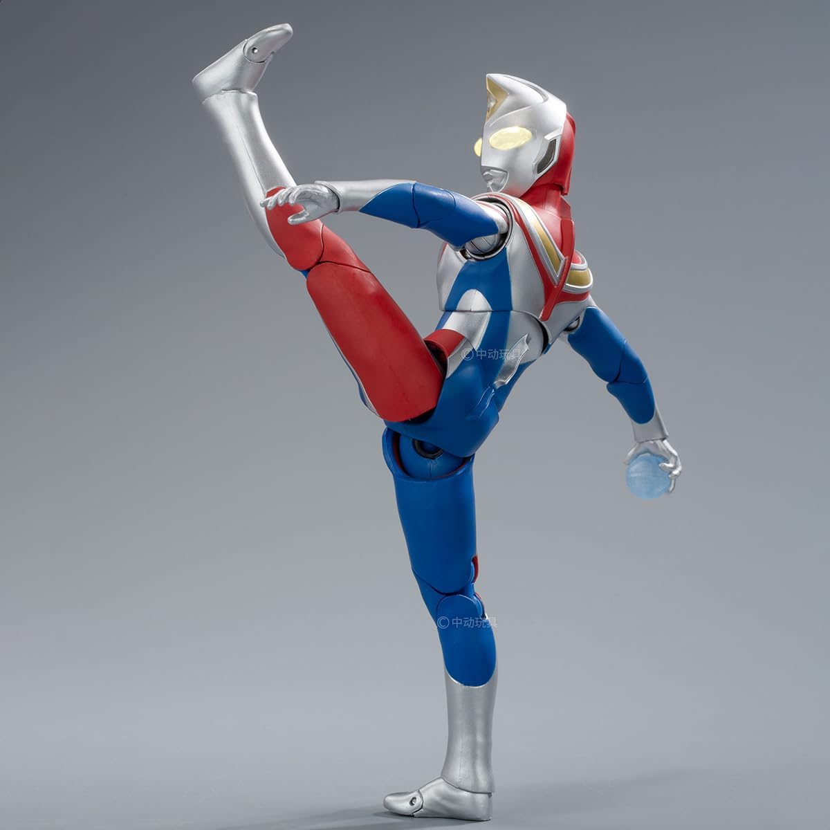 HiPlay 1/10 Ultraman Dyna UL-A02 Luminous Version, Action Figure, Painted Finished Product