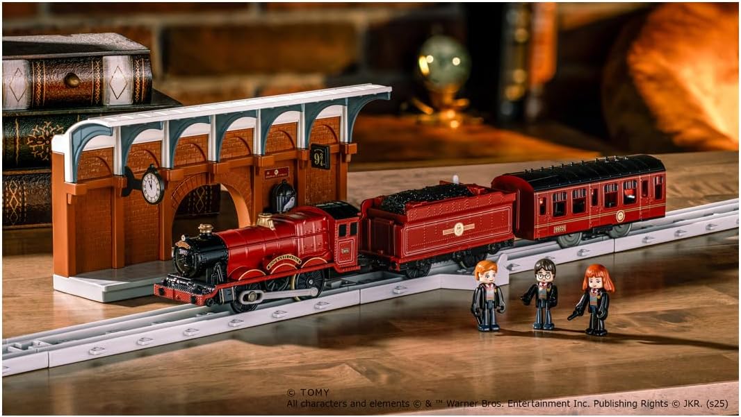 Takara Tomy Plarail Harry Potter Hogwarts Express Train Toy for Ages 3 and Up