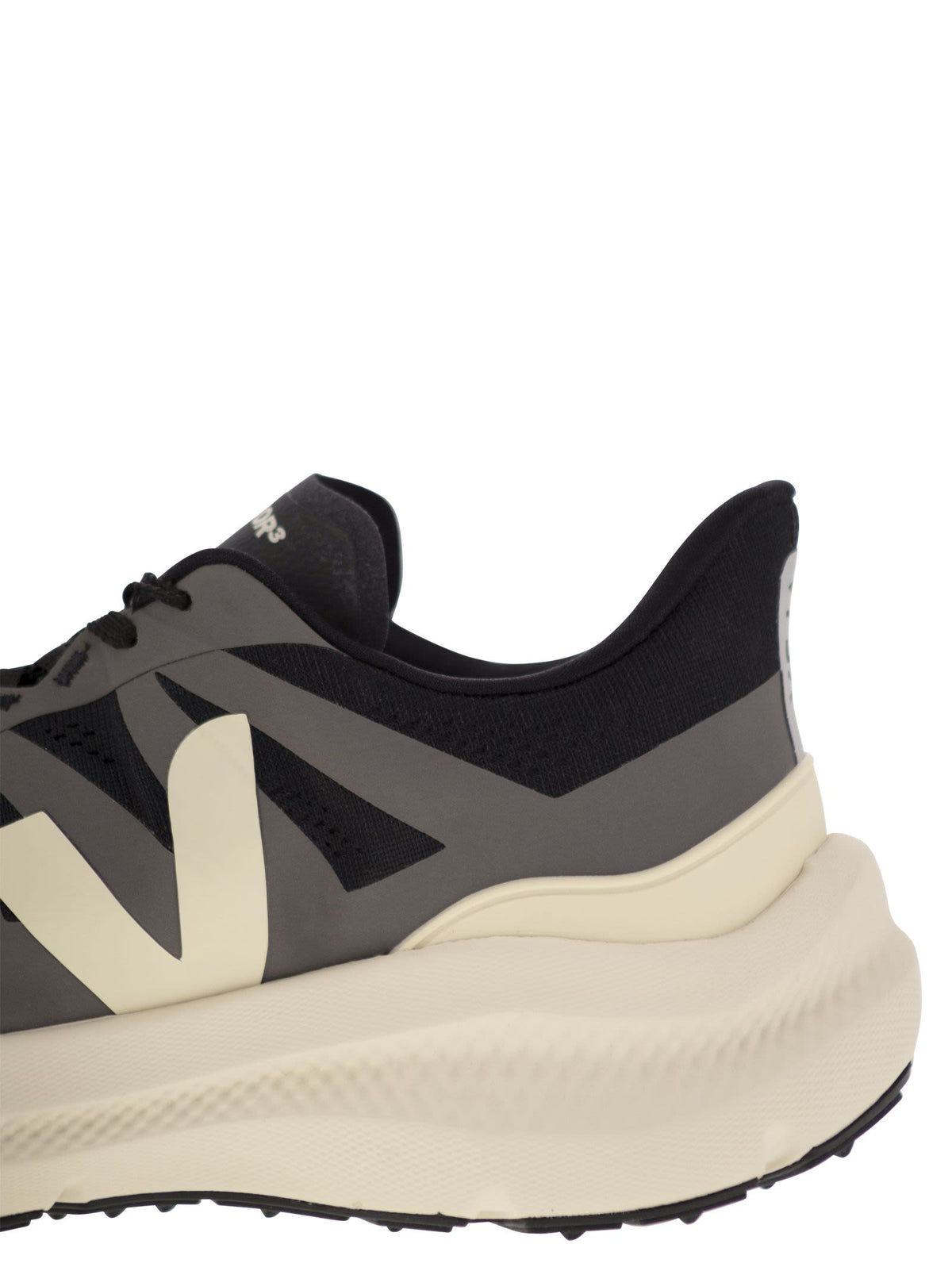 Veja Veja Condor 3 Running Trainers - Image 8