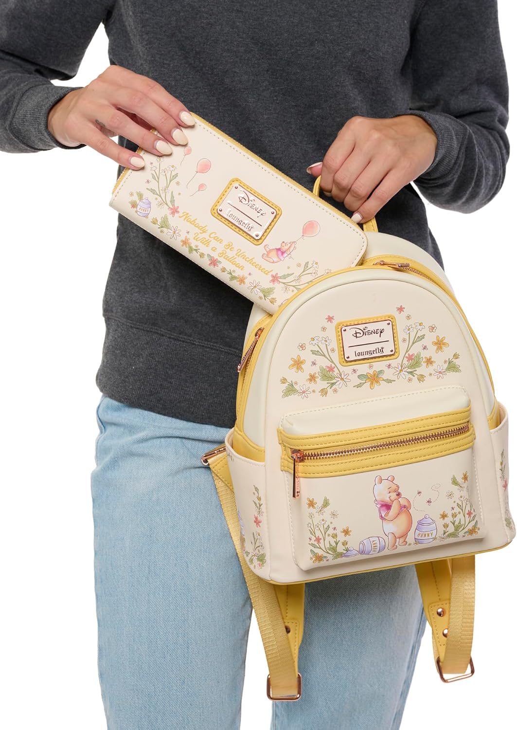 Loungefly Mini mochila bolso de mano con estampado de globos florales bolso de hombro (amarillo, Pooh)