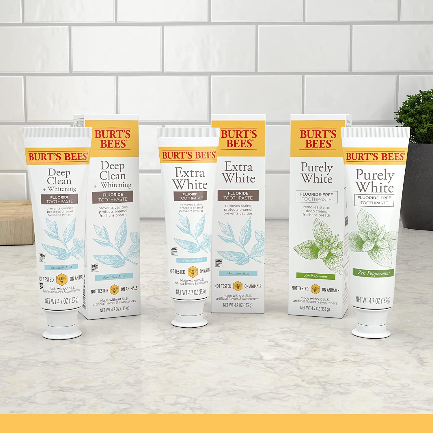 Burt's Bees Pasta de dientes, sabor natural, sin flúor, puramente blanca, menta zen, 4.7 onzas, paquete de 3
