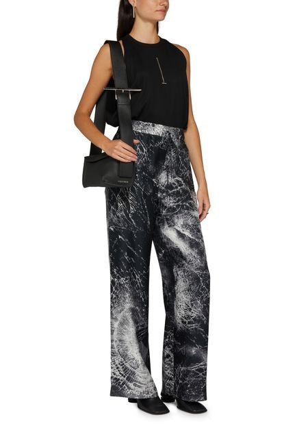 MCQUEEN The Sling スリングバッグ - Image 8