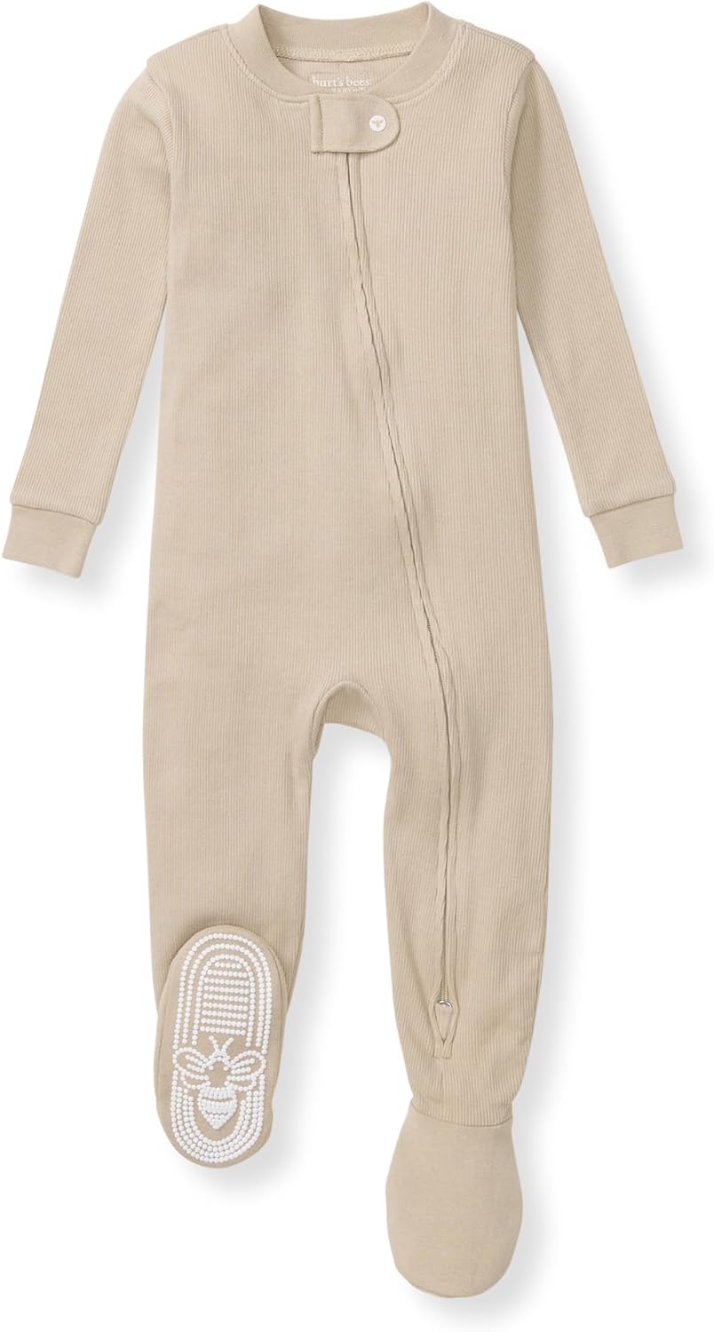 Burt's Bees Baby Pijama de algodón orgánico para niños, ajuste cómodo con pies | Convenient 2-way zip front sleeper pajama is equipped with non-slip bee grips for active littles on the move