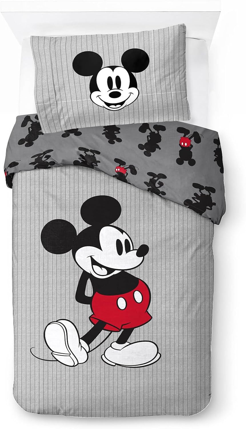 Jay Franco Disney Mickey Mouse Children's Double Bedding Set - Duvet Cover and Pillowcase Set 50 x 70 cm - 100% Cotton