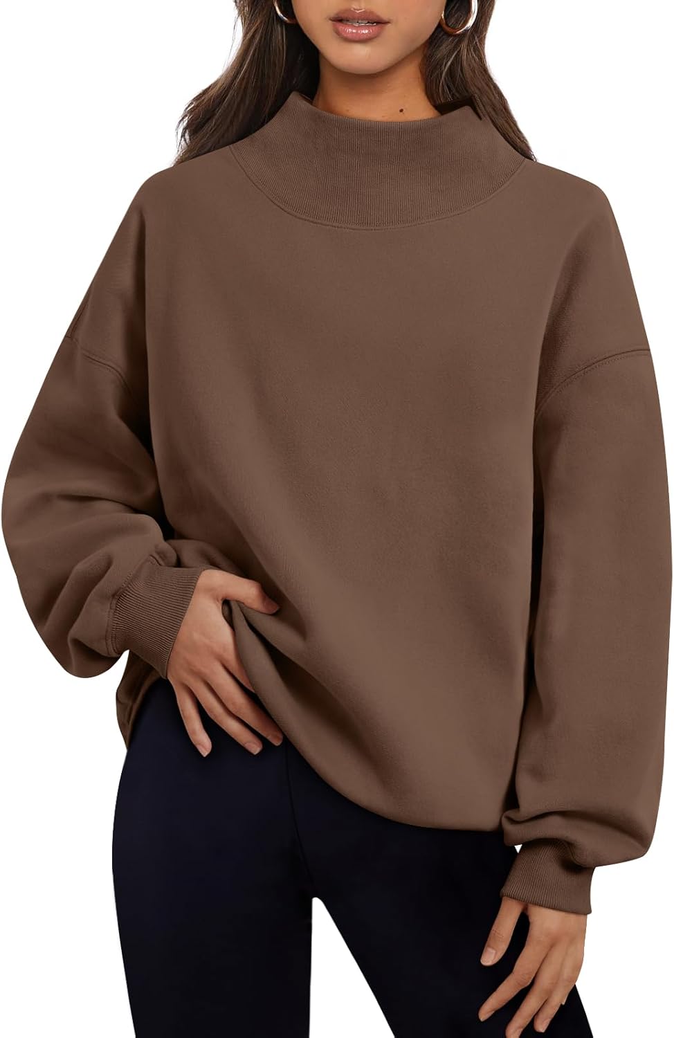 Trendy Queen - Sudaderas de gran tamaño para mujer, cuello alto, manga larga, sudaderas con capucha para otoño, ropa 2024 | Fall Fashion Clothes 2026,Long Sleeve Tops,Comfort Soft Fleece,Travel Casual Work Lounge Daily Outfit