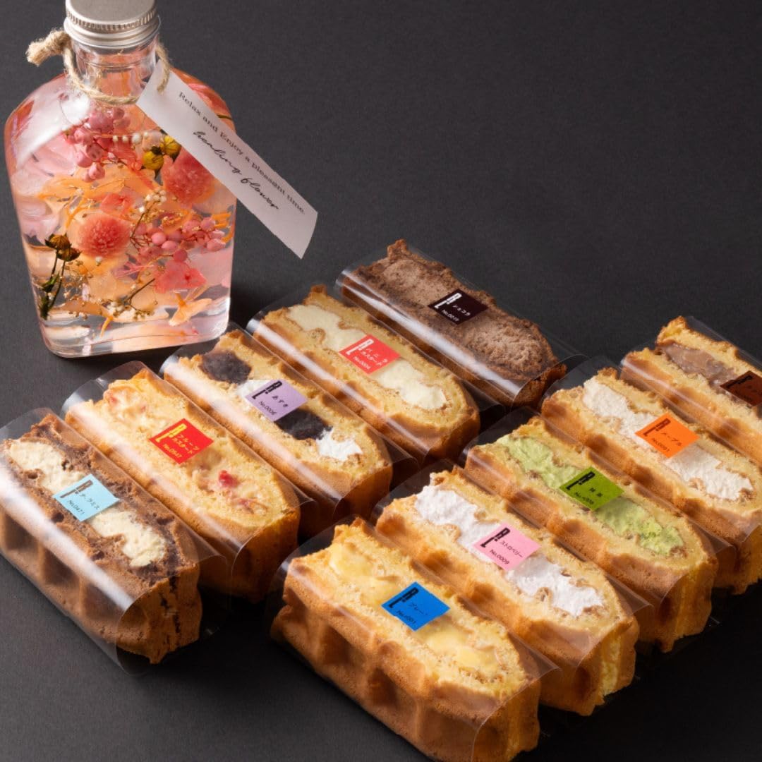R.L Waffle Cake, Sweets, Gift, Present, Handbag Included, Classic, 10 Pieces, Frozen