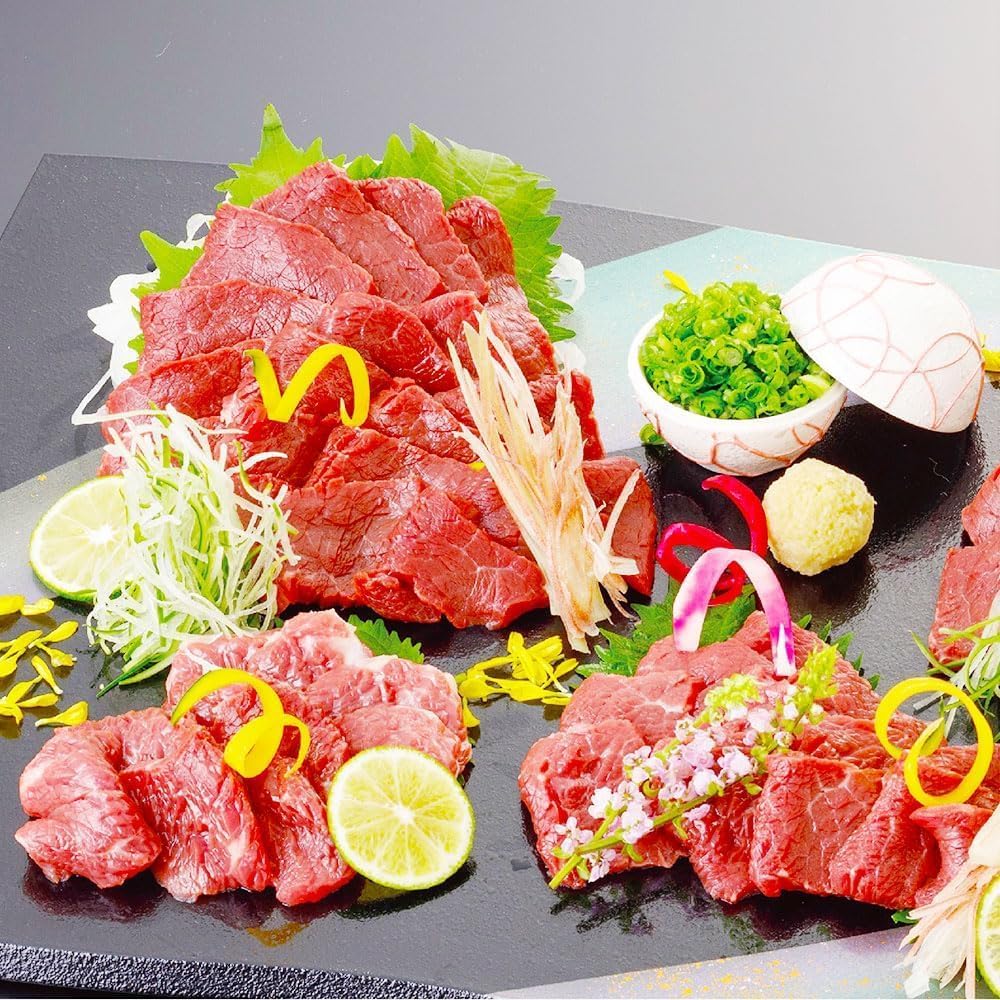 Ochugen Horse Sashimi, Kumamoto, Made in Japan, 10.6 oz (300 g) (3.5 oz (100 g) x 3 Packs), Premium Red Lean Horse Sashimi, with Small Soy Sauce Packets, Fresh, Raw Food, Horse Meat, Popular