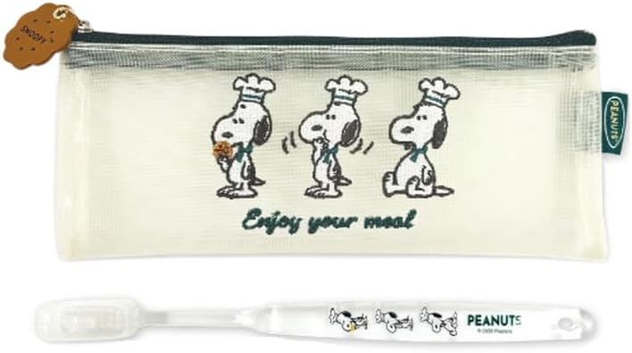 Marimo Craft SPCQ-683 Snoopy Snacktime Chef Series Acrylic Key Holder, Red, Approx. W 1.6 x H 2.3 x D 0.1 inches (40 x 59 x 3 mm)