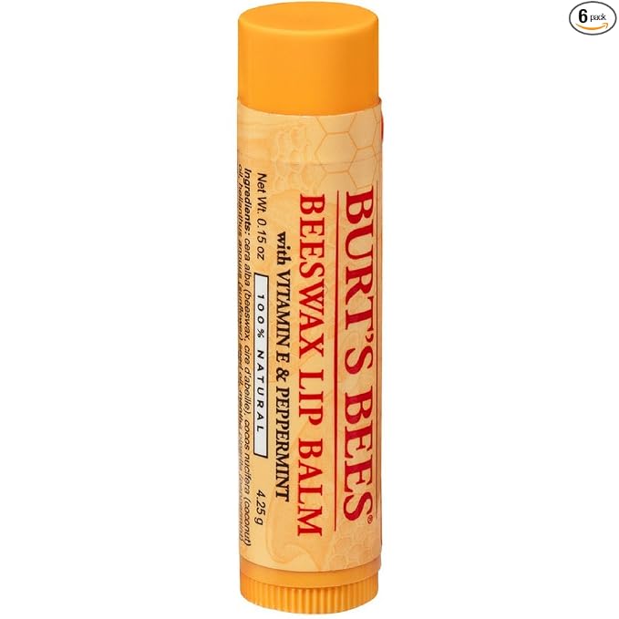 Burt's Bees Bálsamo labial de cera de abejas, hidratante labial con cera de abejas de origen responsable, sin tinte, tratamiento labial acondicionador natural, 1 tubo, 0.15 onzas.