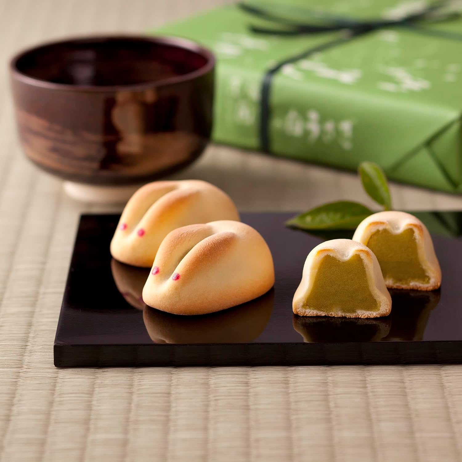 Year-end Gift Kotobuki Confectionery White Rabbit of Inaba [Matcha Bean Paste] (5-piece pack) Tottori Souvenir Manju Japanese Sweets Retirement Farewell Sweets Petit Gift