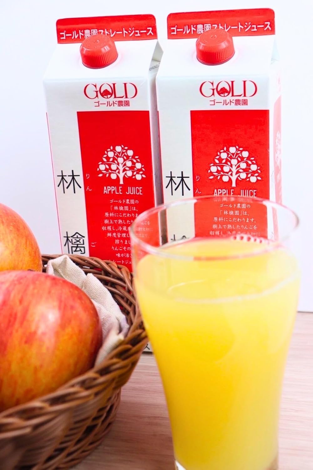 Golden Farm Apple Juice, 2 Pieces (35.4 oz (1,000 g) per 3.5 oz (1,000 g) Apple Juice, 100% Straight, Produced in Aomori Prefecture, Authentic Apple Juice, Fine Juice, Midway Goods, Celebrations