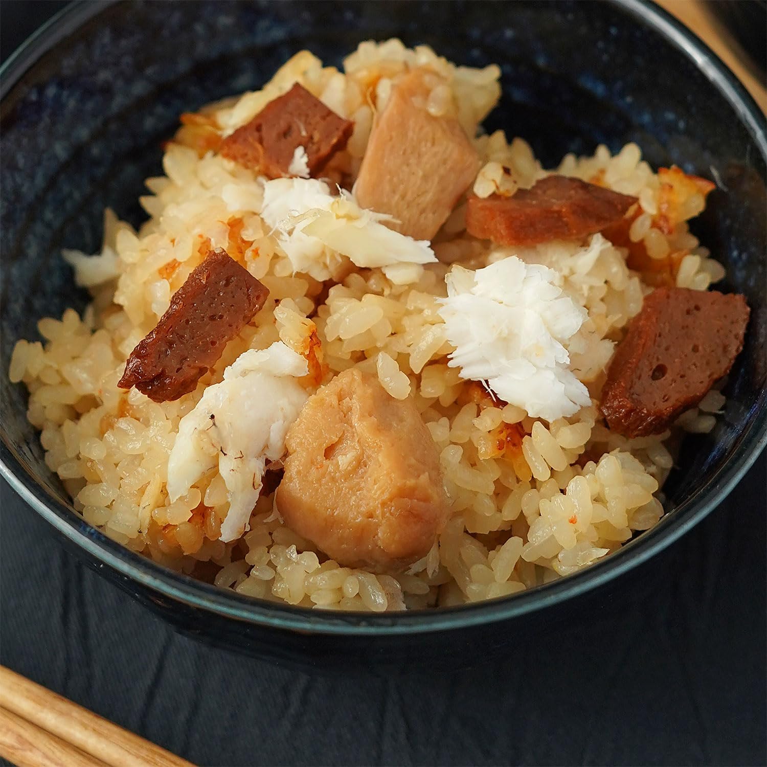 Ehime Famous Snamper Meshin Moto Ehime Red Snamper, 2 Gourds, Red Matsuyama Style, Snamper Rice, Cooked Rice, Domestically Produced, Seto Inai Sea (1 Piece, Matsuyama Sea Bream)