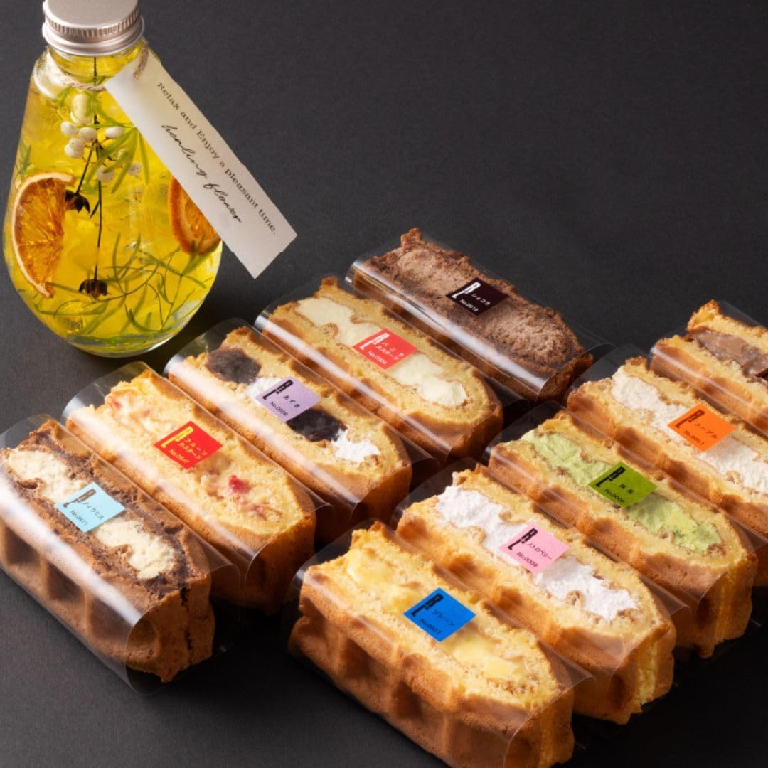 R.L Waffle Cake, Sweets, Gift, Present, Handbag Included, Classic, 10 Pieces, Frozen