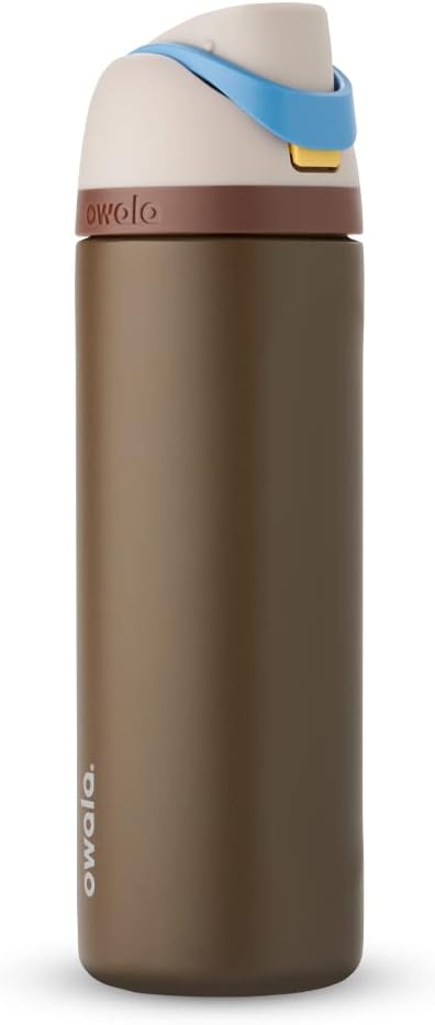 Owala Disney Princess FreeSip - Botella de agua aislada de acero inoxidable con popote para deportes y viajes, botella de agua deportiva sin BPA, 24 onzas, Tiana